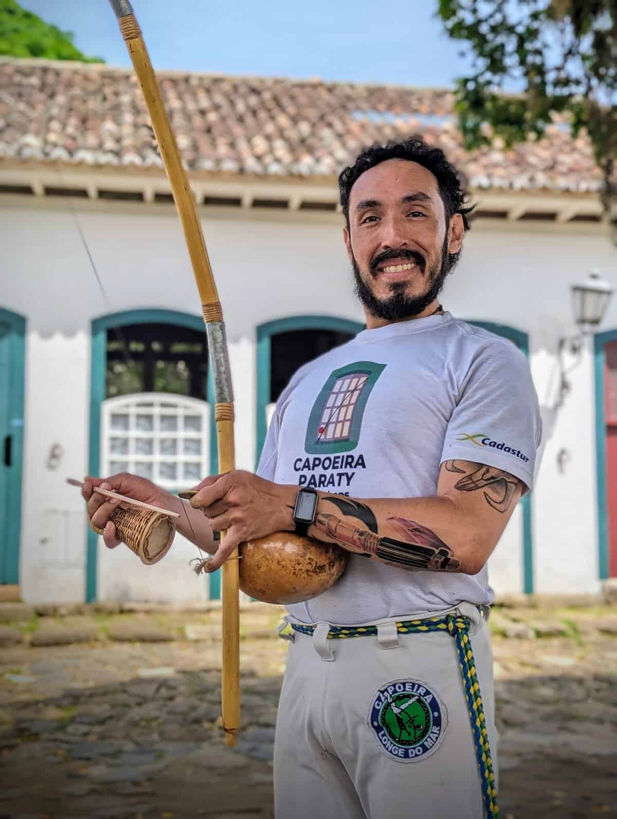 Professor Tartaruga - Capoeira Longe do Mar